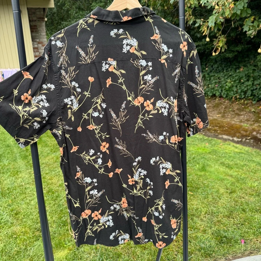 RVCA Men's Black Floral Shirt - Picture 3 of 7